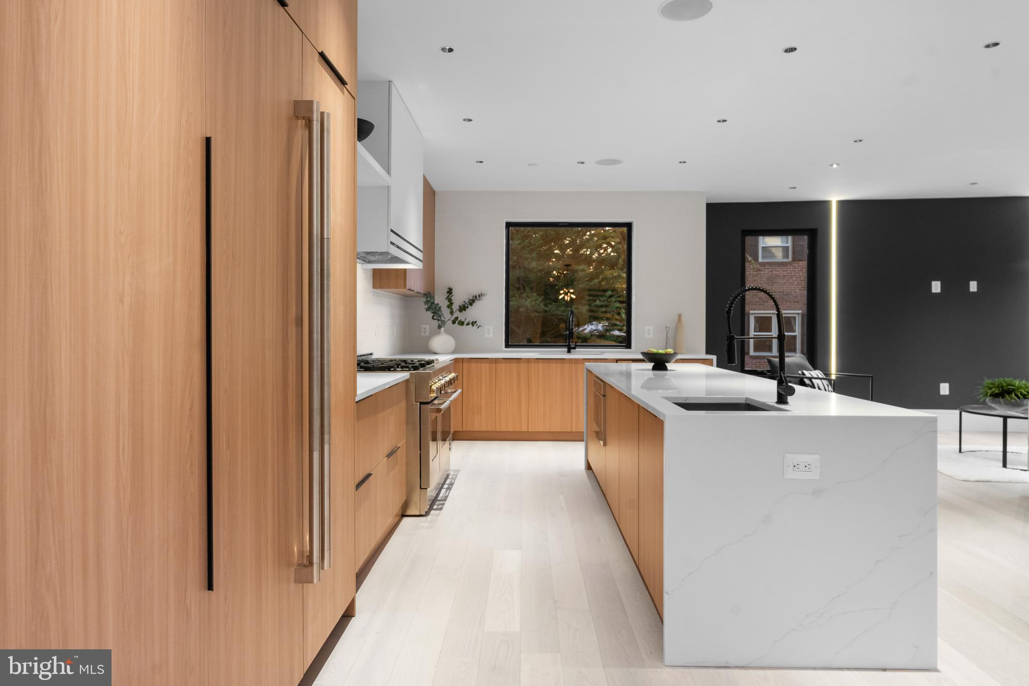 Real estate listing preview #13