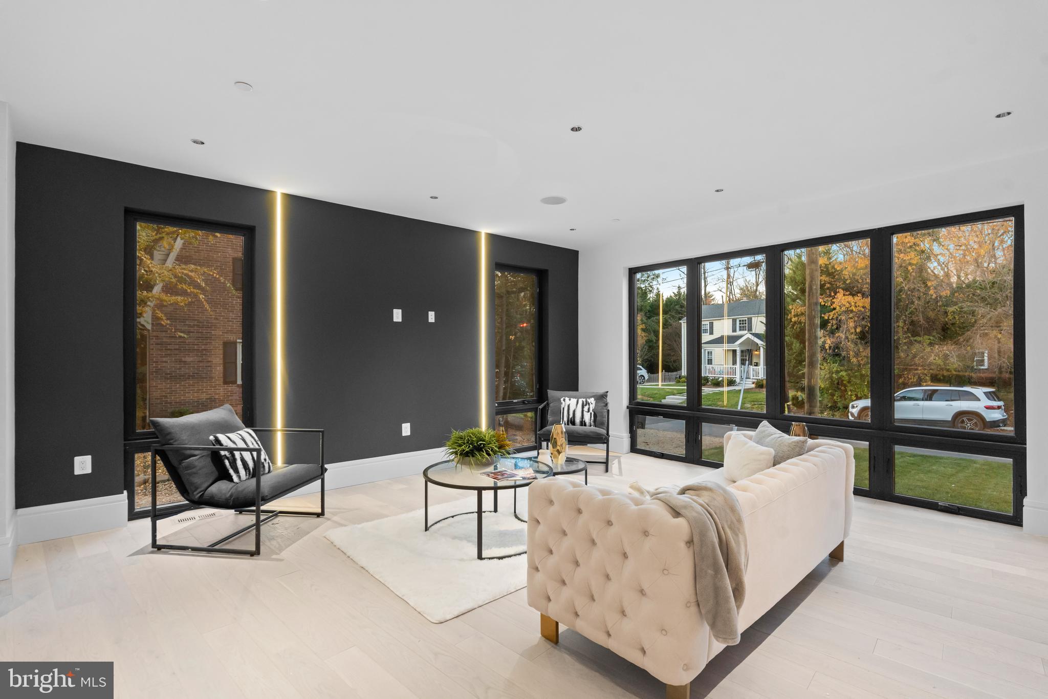 Real estate listing preview #5