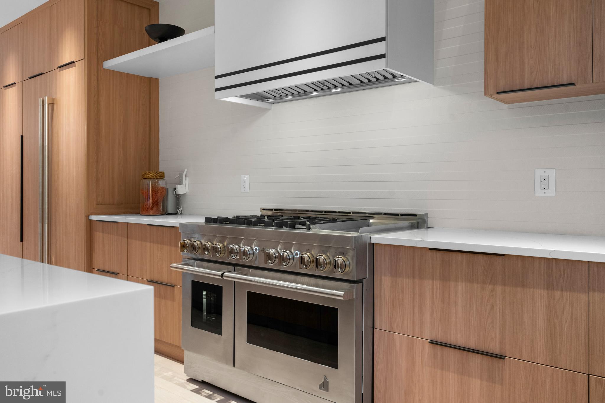 Real estate listing preview #15