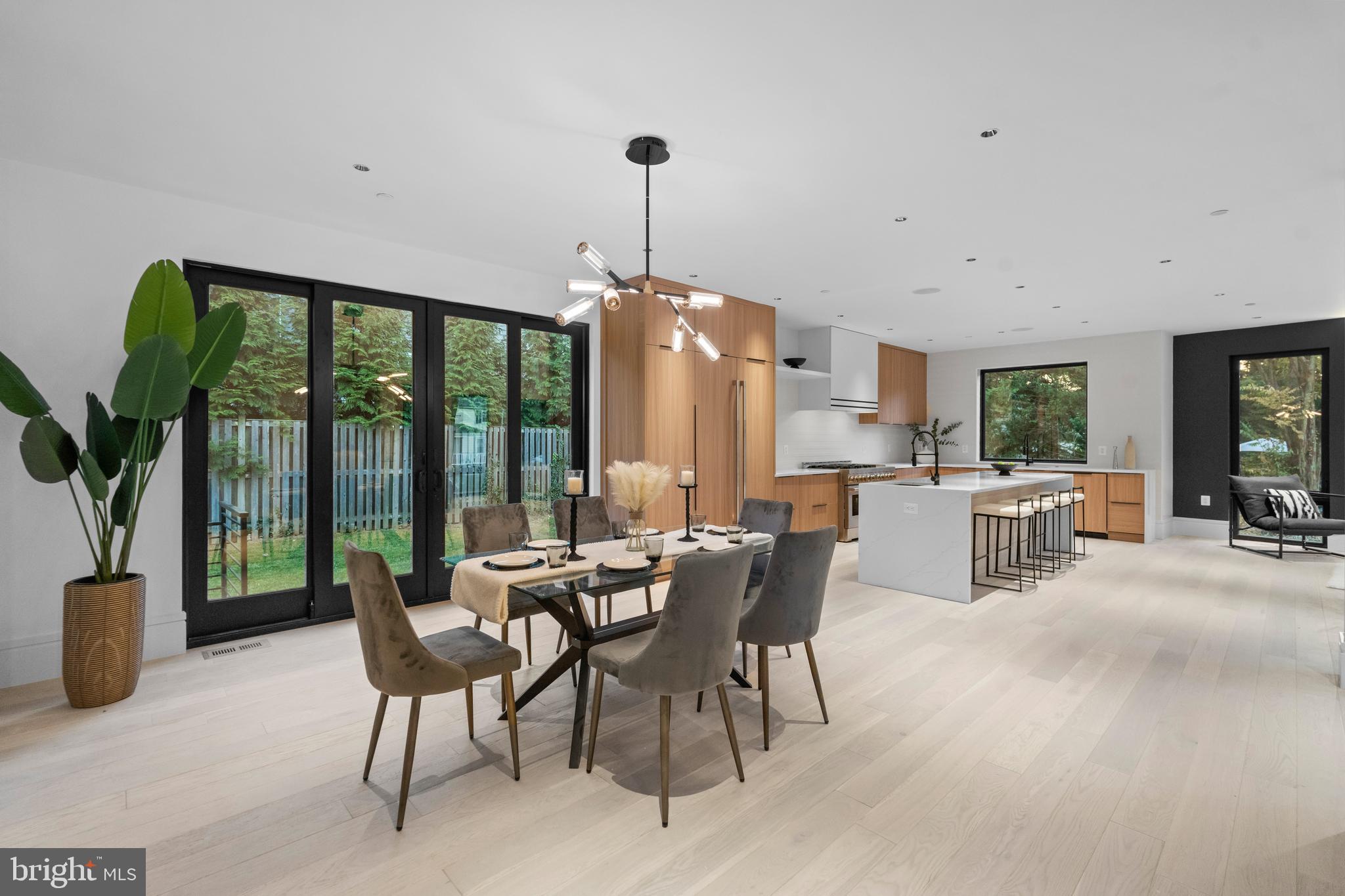 Real estate listing preview #18