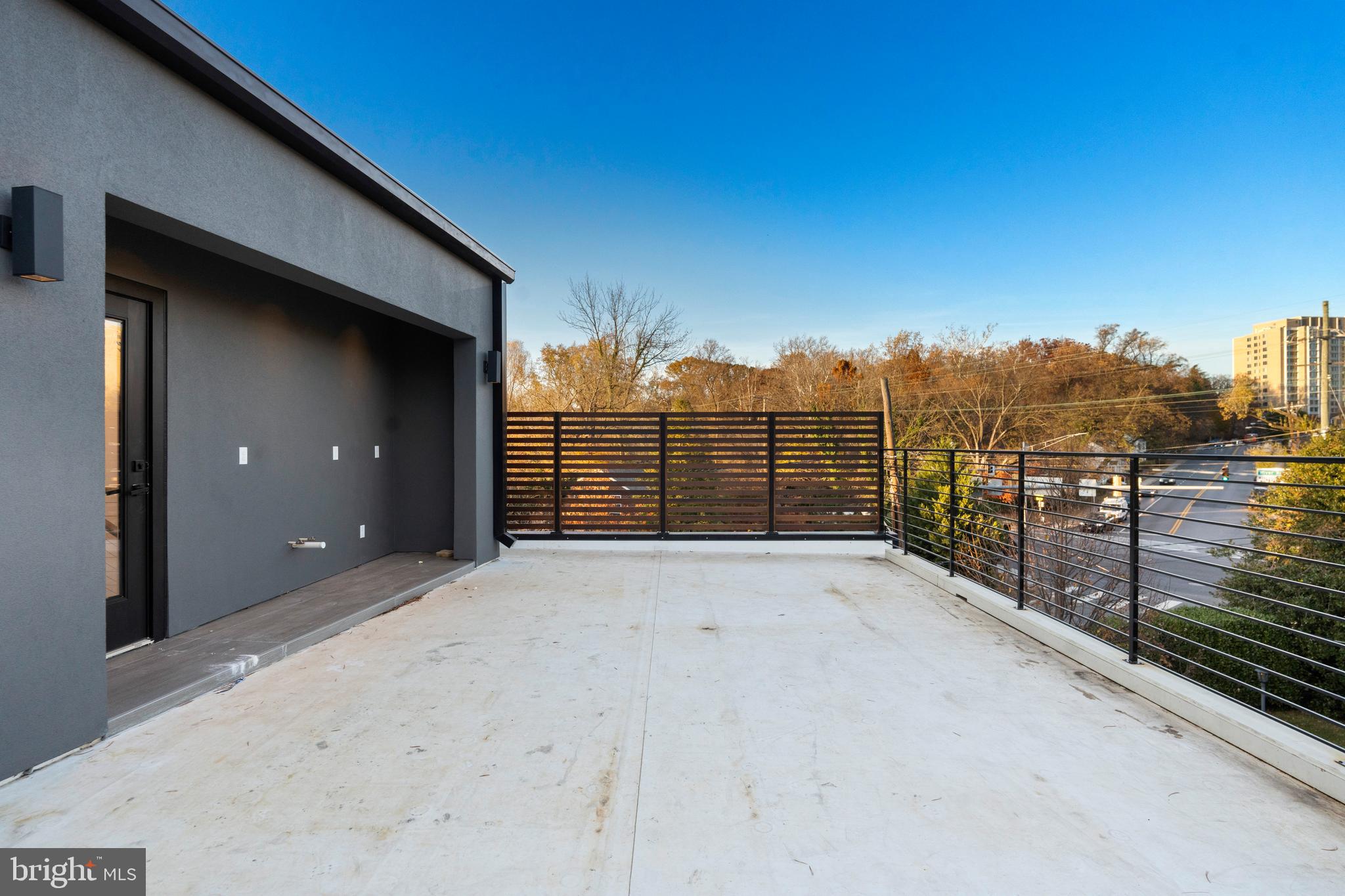 Real estate listing preview #58