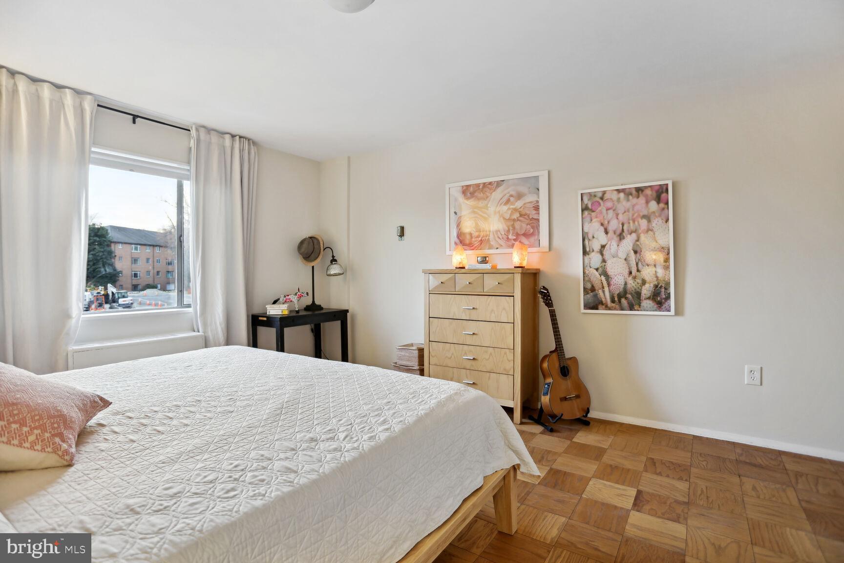 Real estate listing preview #11