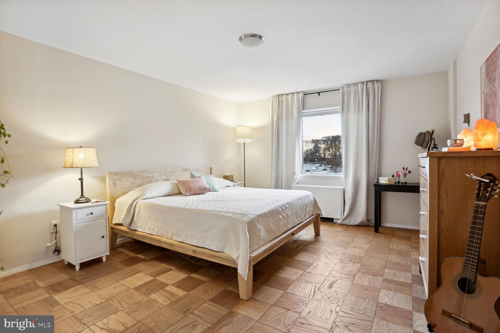 Real estate listing preview #10