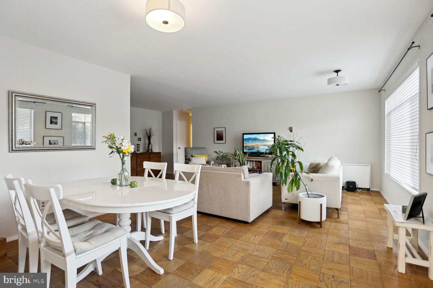 Real estate listing preview #6