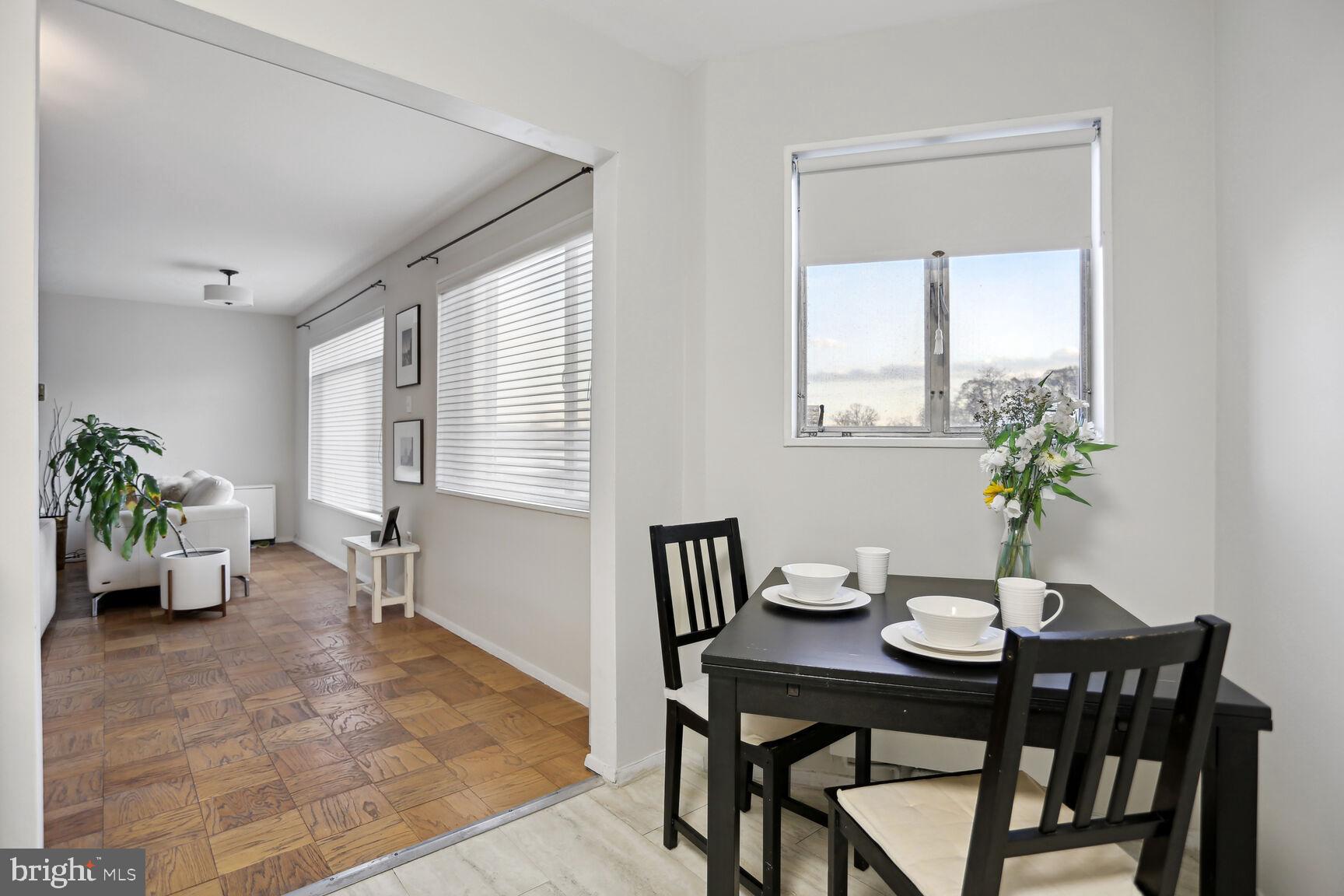 Real estate listing preview #8