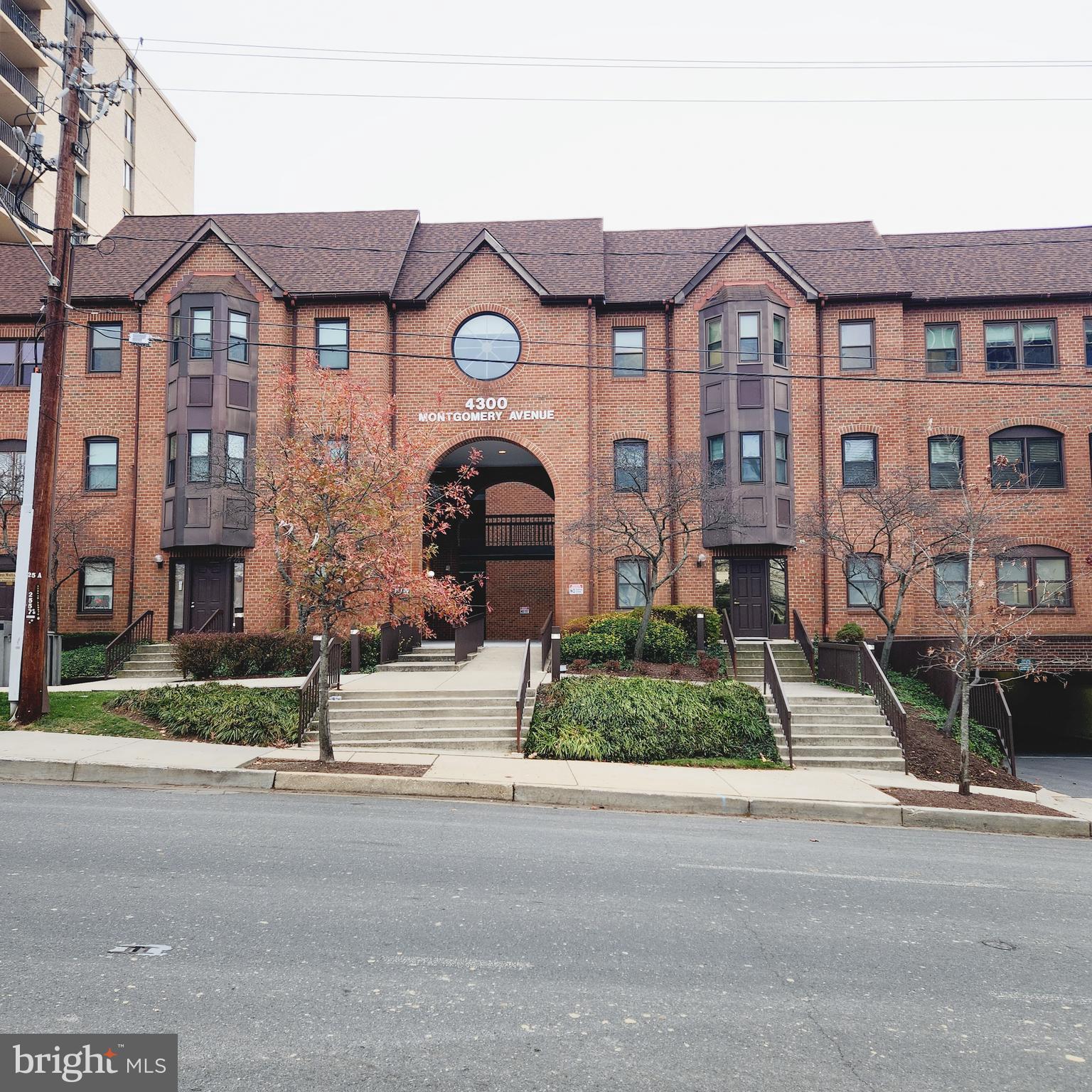 Real estate listing preview #25