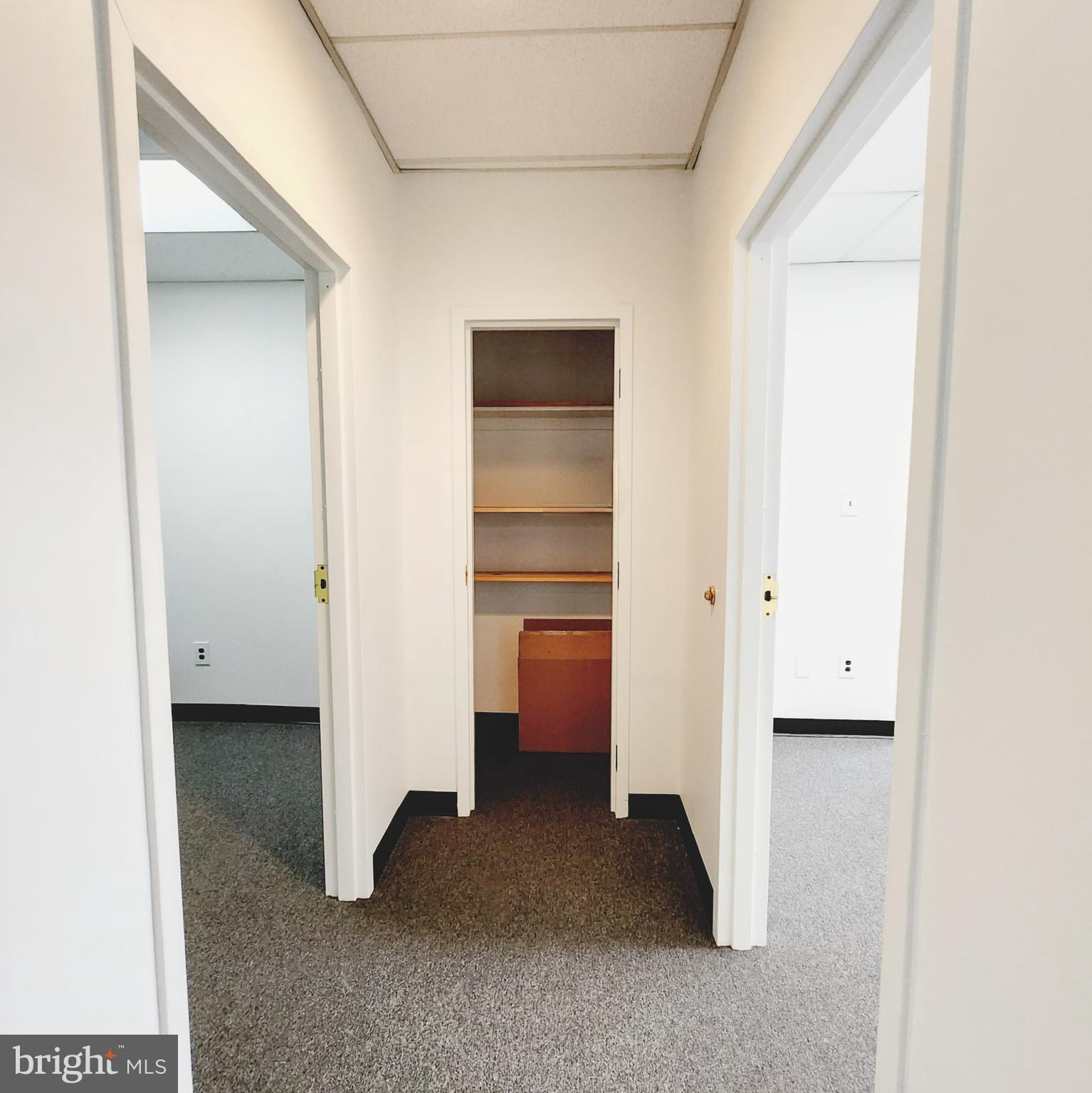 Real estate listing preview #14