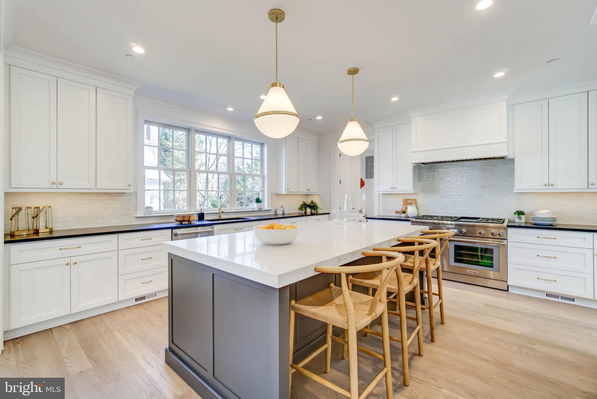 Real estate listing preview #28