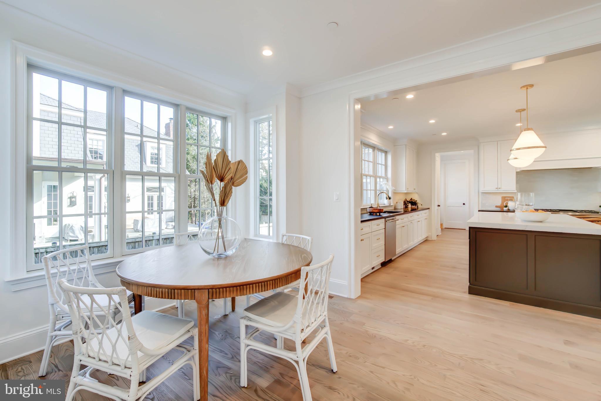 Real estate listing preview #32