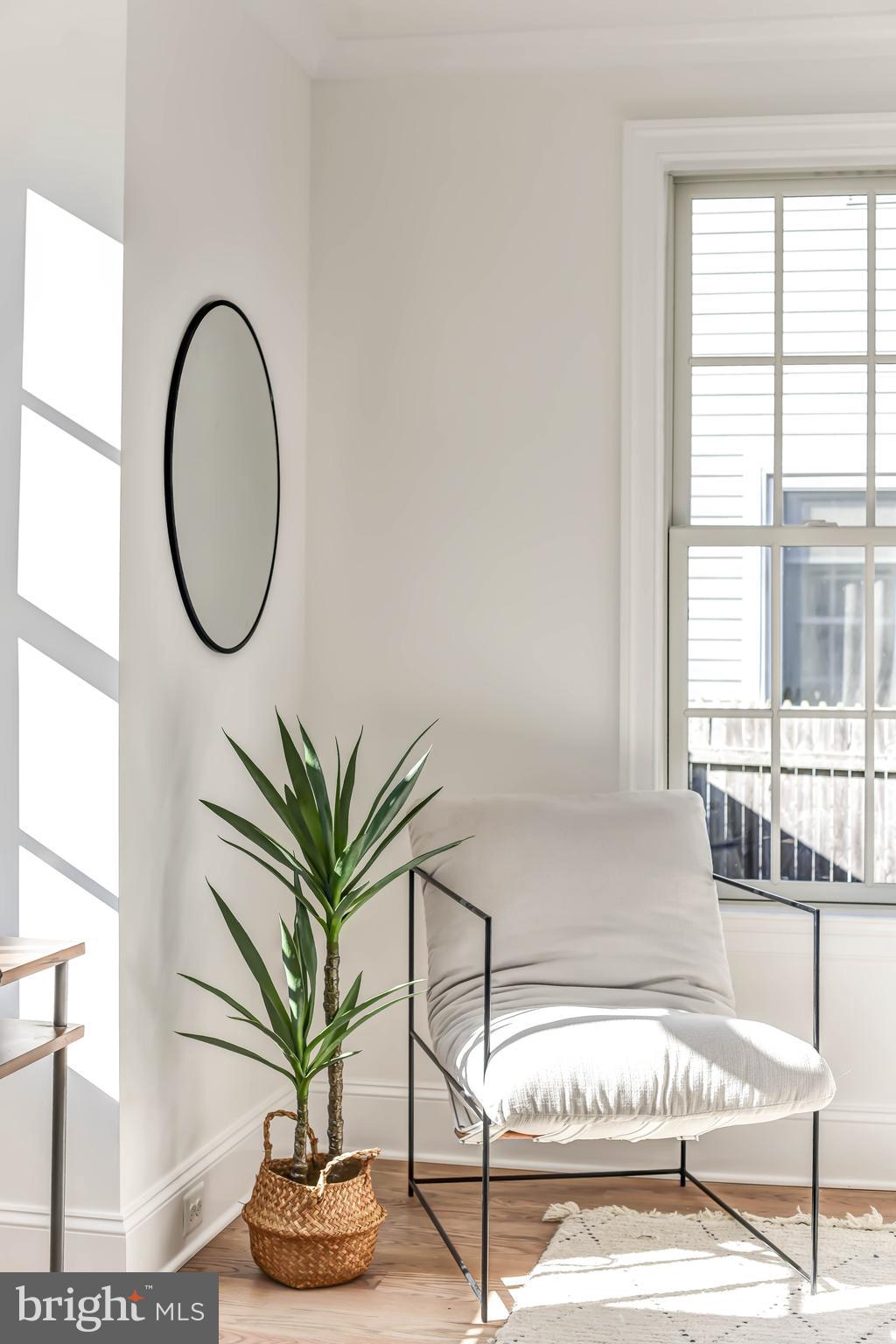 Real estate listing preview #8