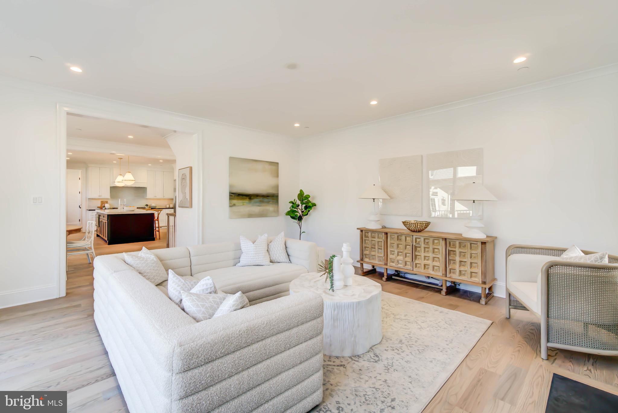 Real estate listing preview #38