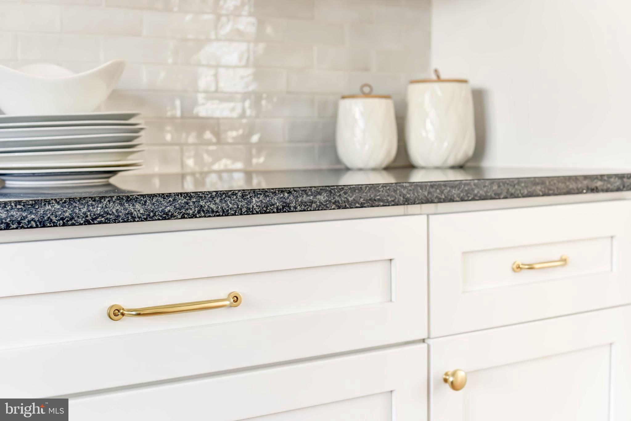 Real estate listing preview #23