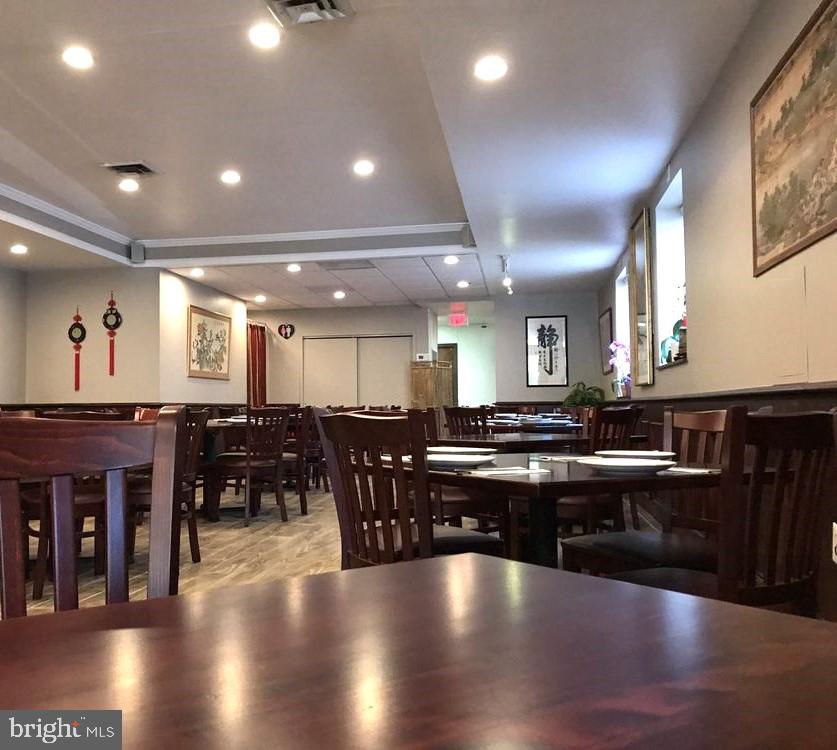 Real estate listing preview #2