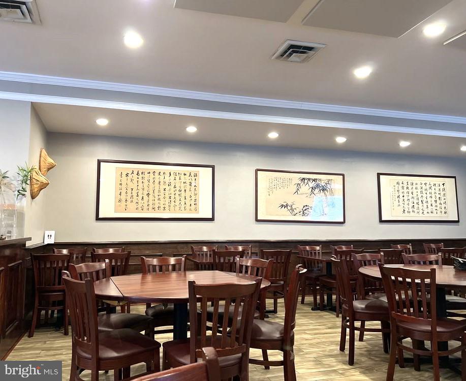 Real estate listing preview #5