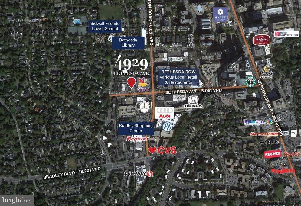 Real estate listing preview #6