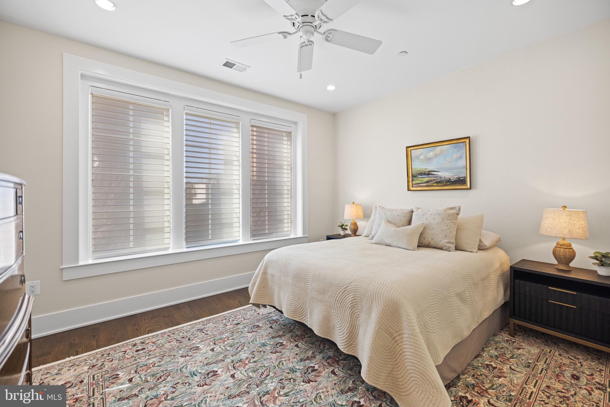 Real estate listing preview #22