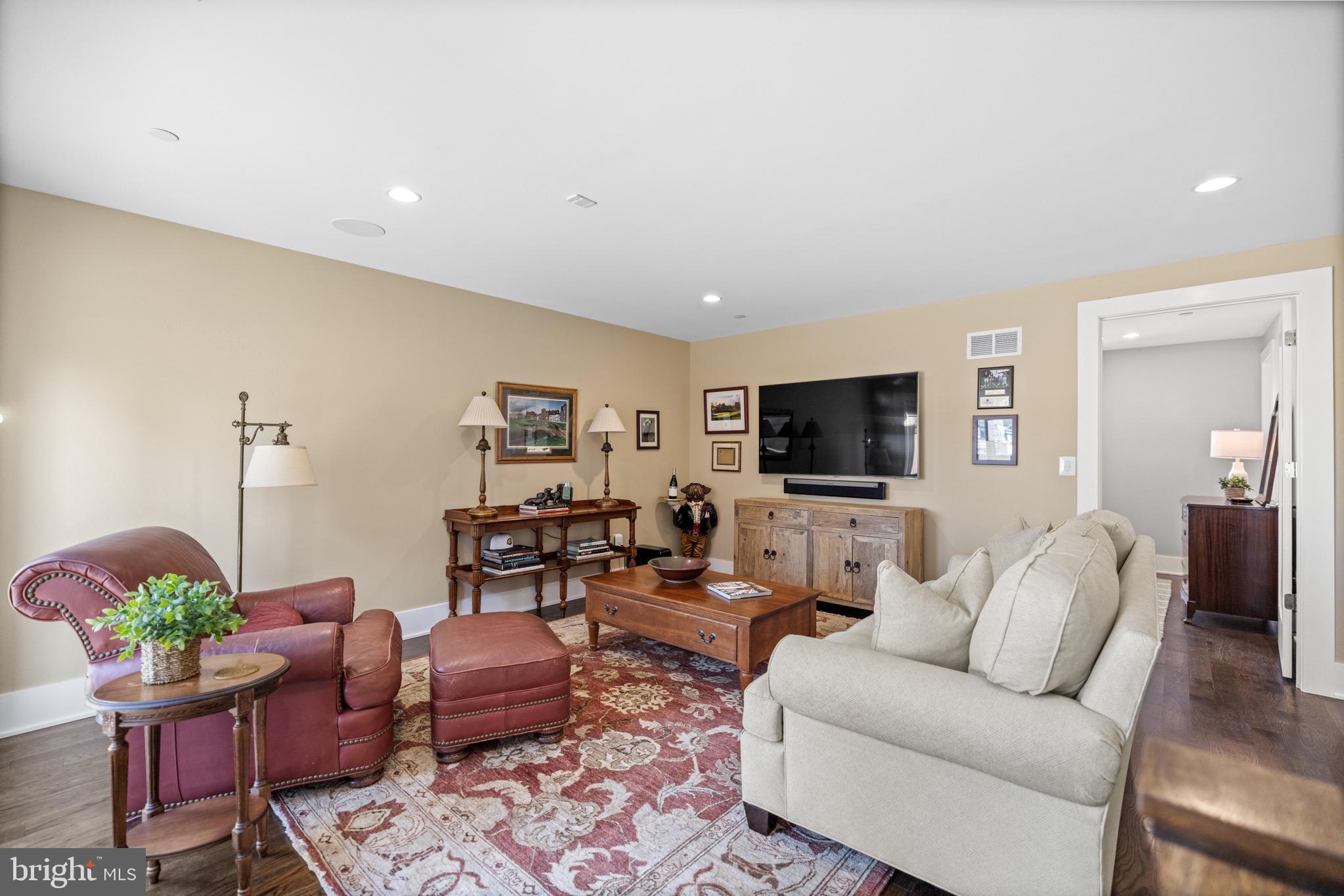 Real estate listing preview #39