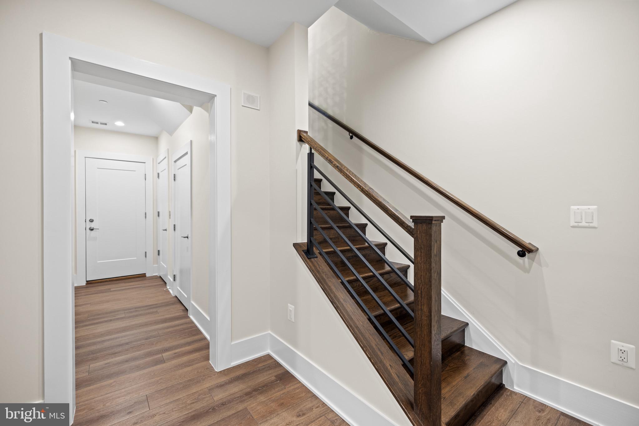 Real estate listing preview #42