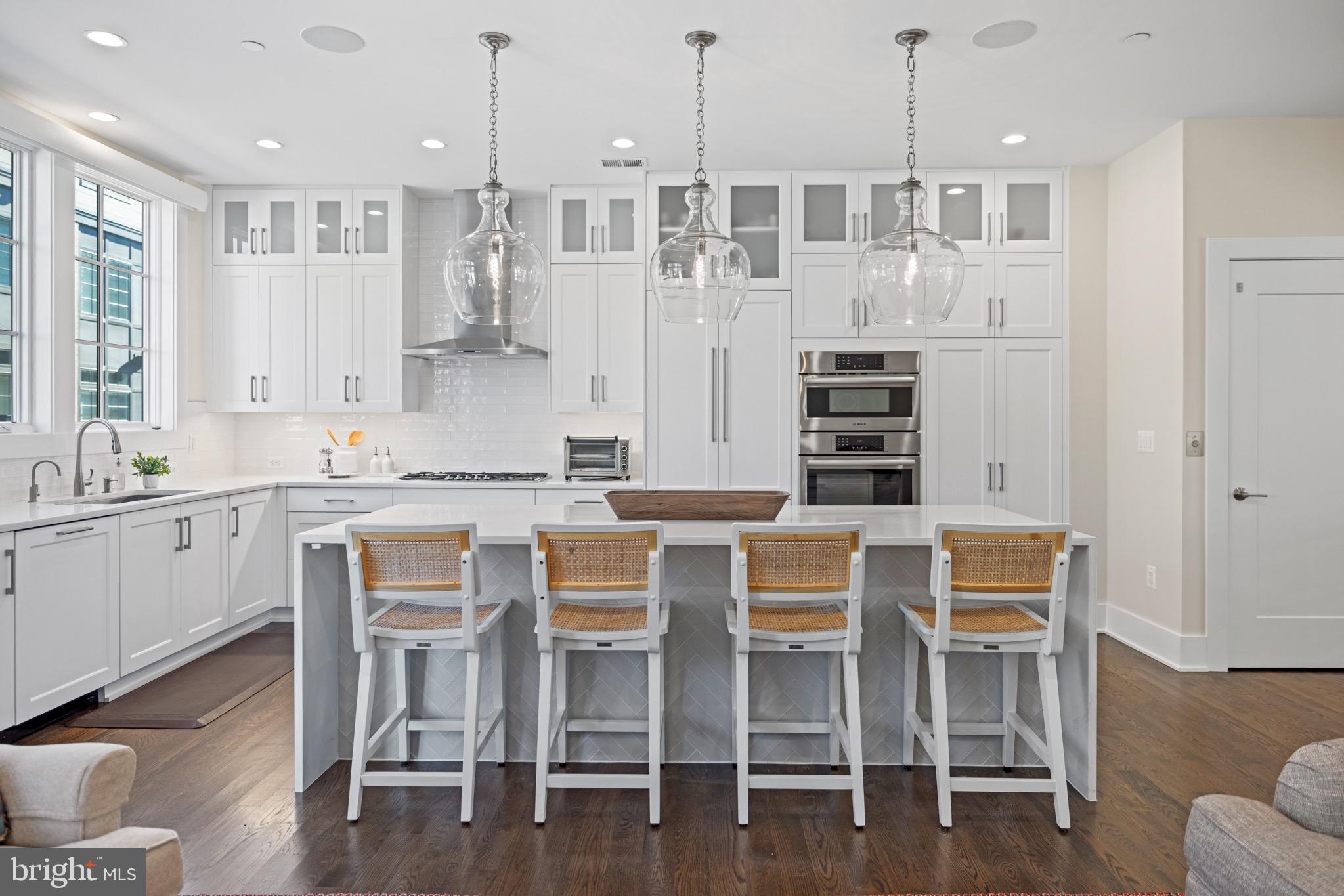 Real estate listing preview #13