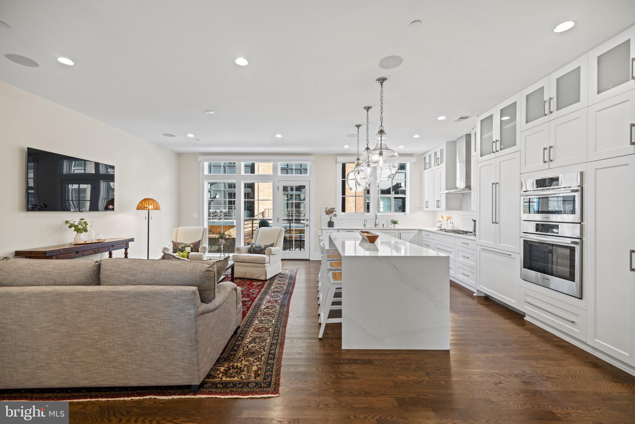 Real estate listing preview #11