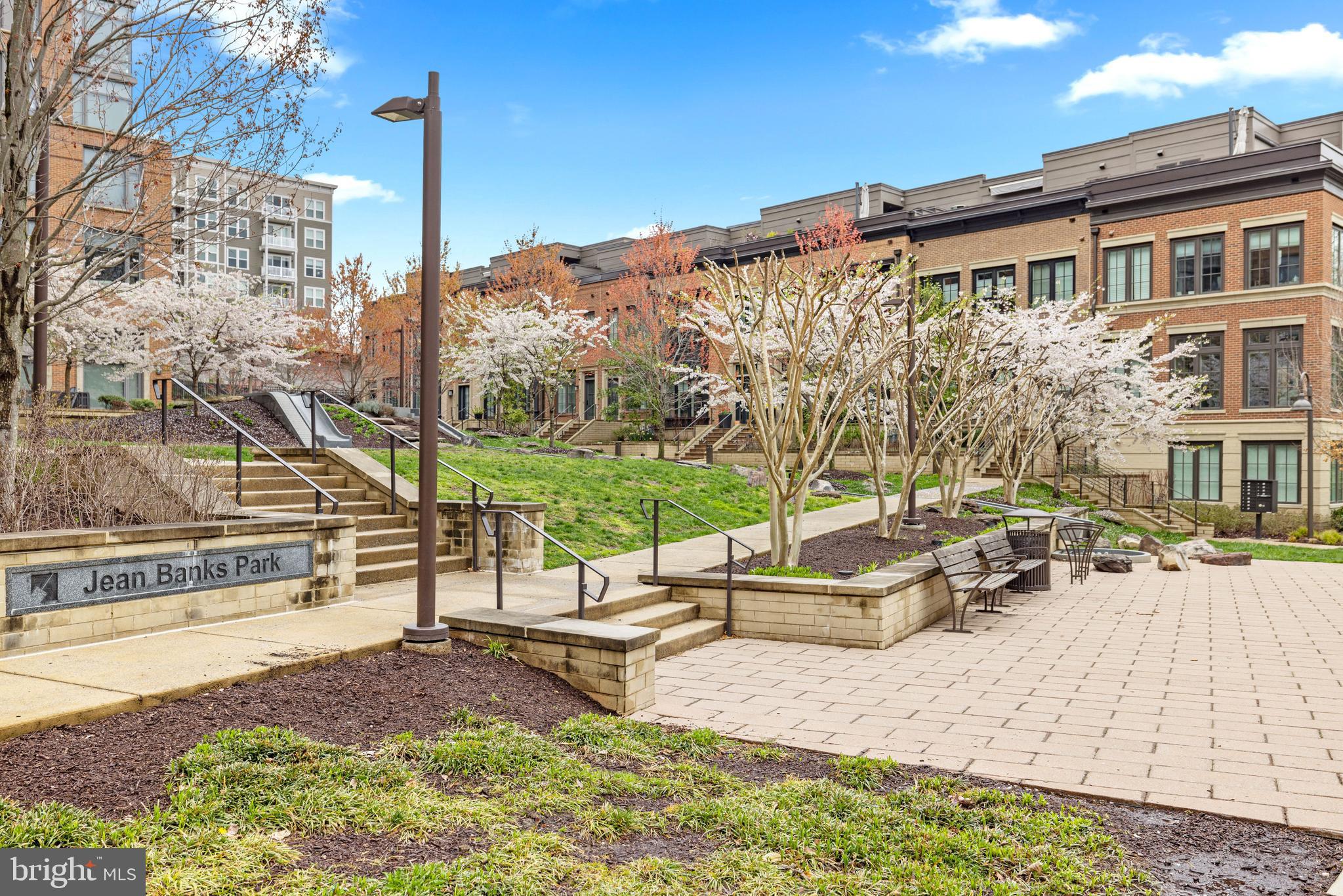 Real estate listing preview #58