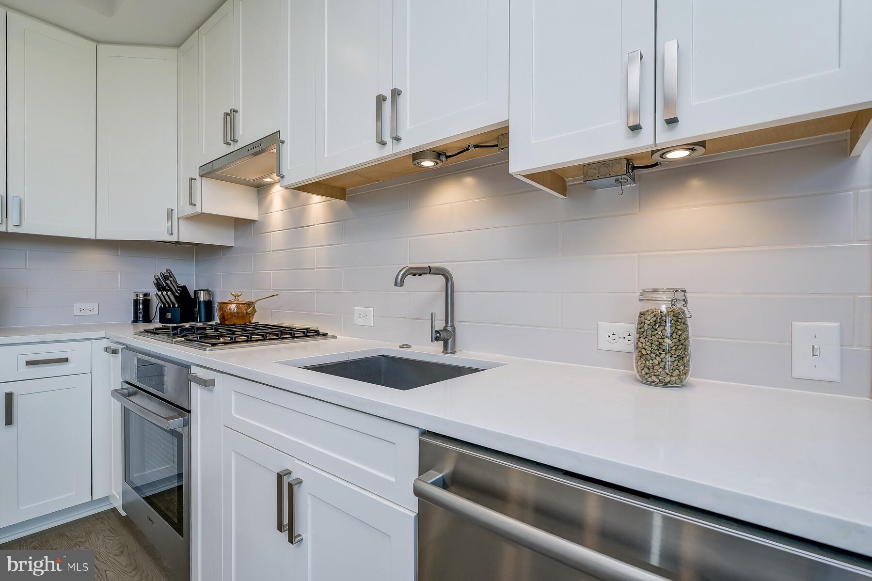 Real estate listing preview #23