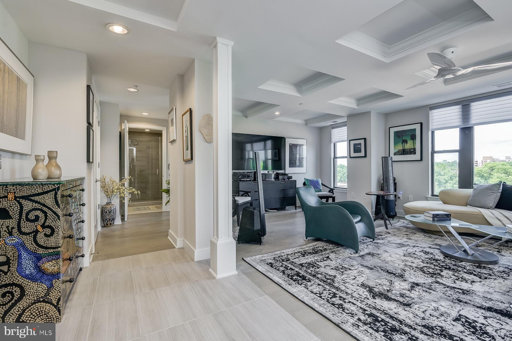 Real estate listing preview #9