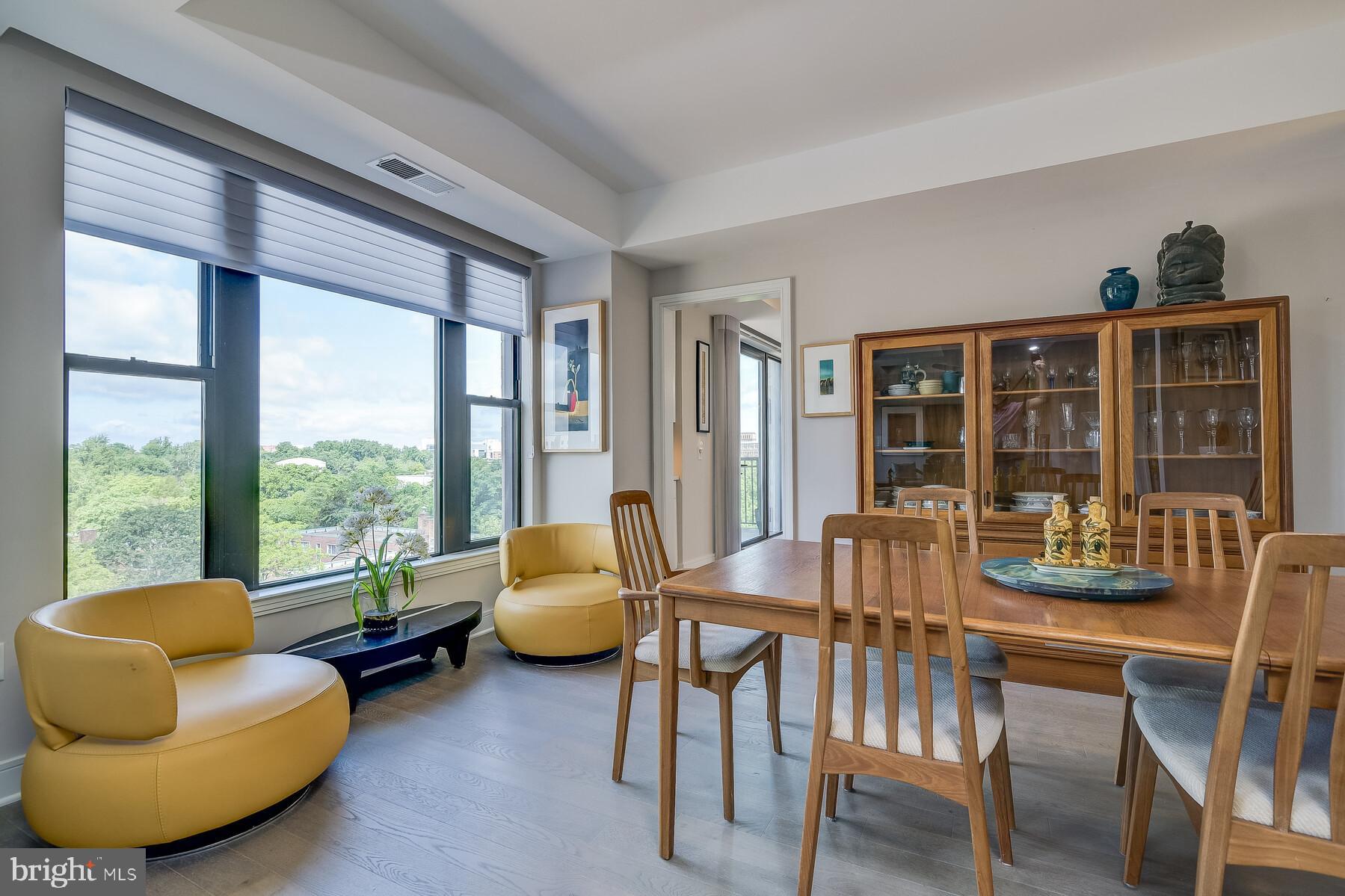 Real estate listing preview #14