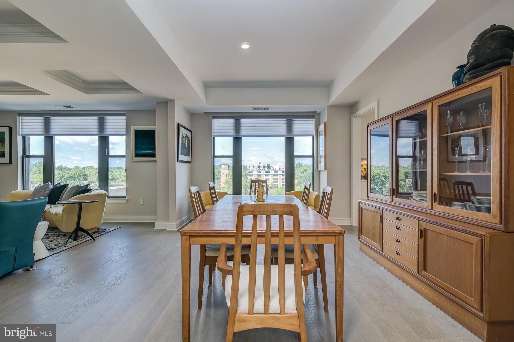 Real estate listing preview #15