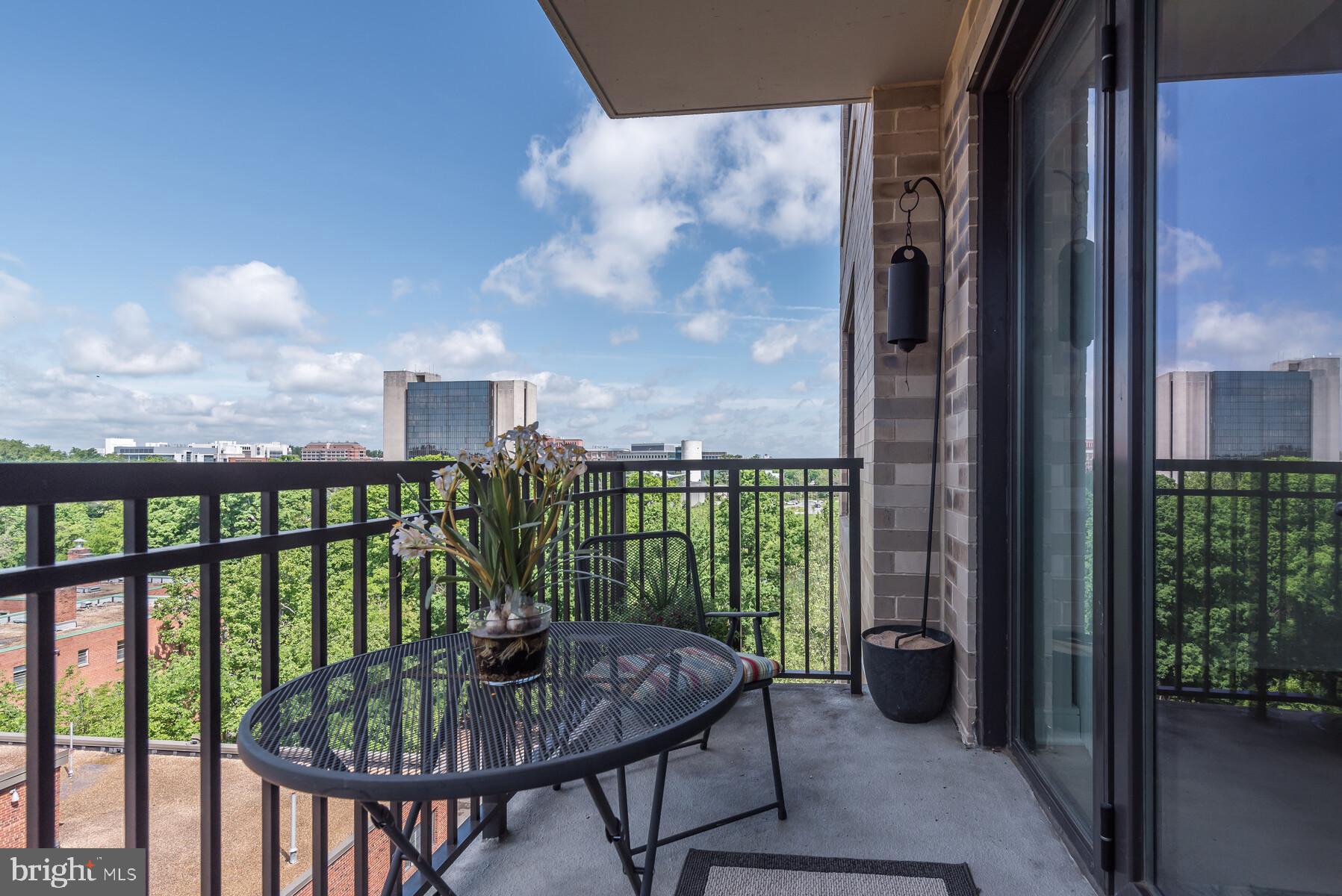 Real estate listing preview #29