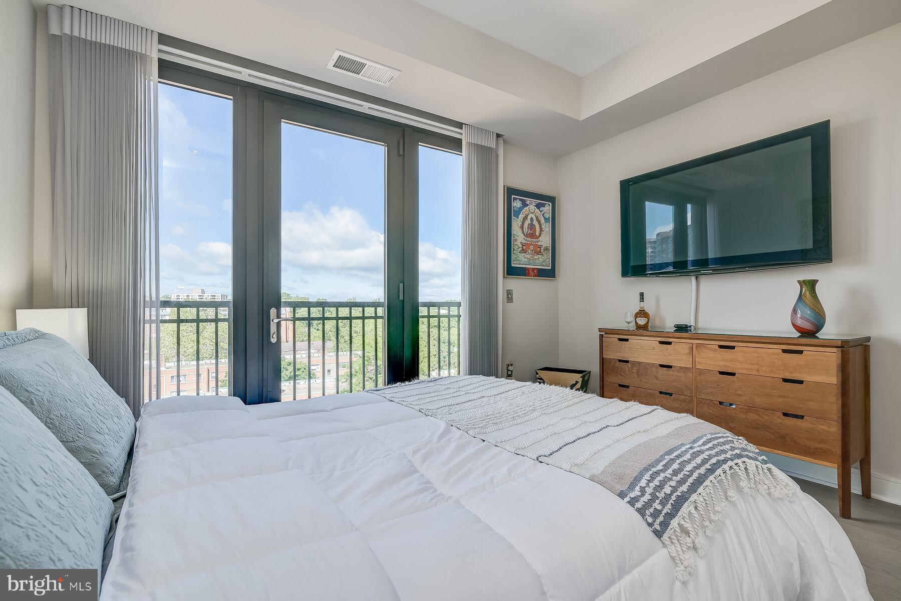 Real estate listing preview #42