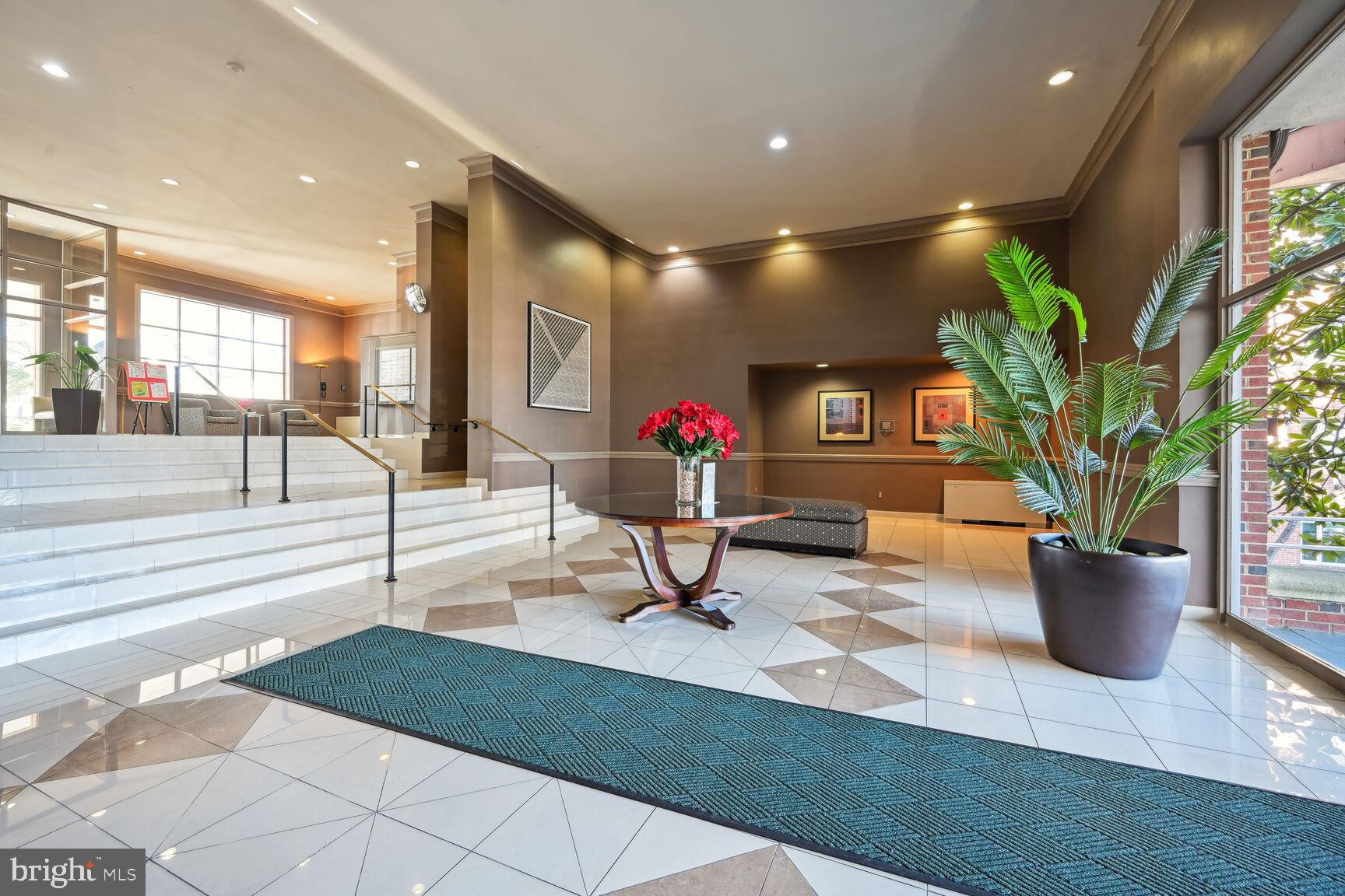 Real estate listing preview #1