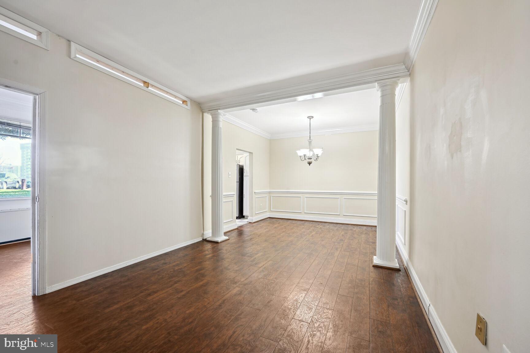 Real estate listing preview #4