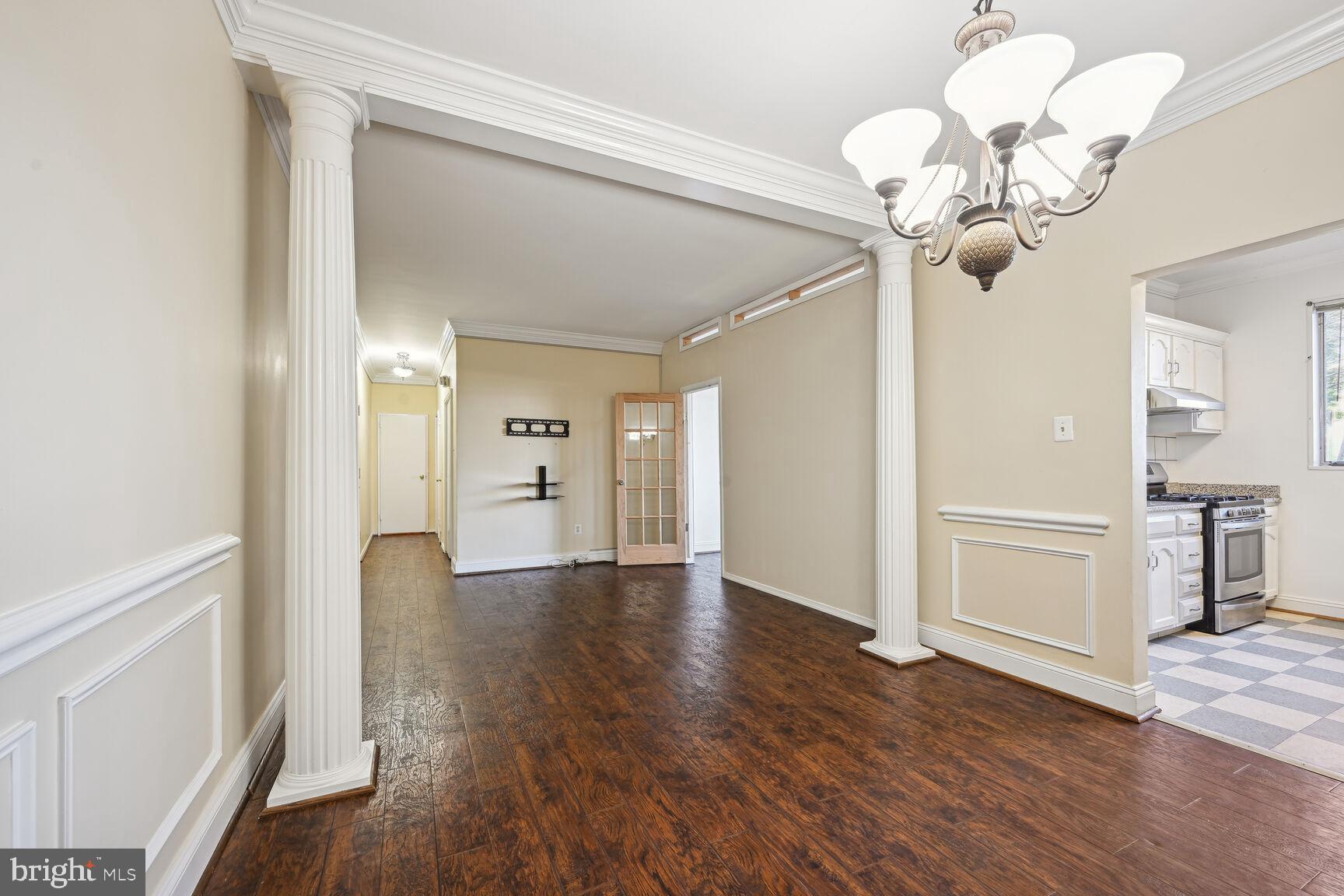 Real estate listing preview #2