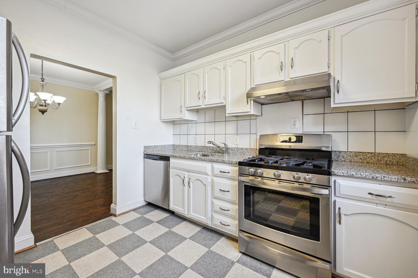 Real estate listing preview #5