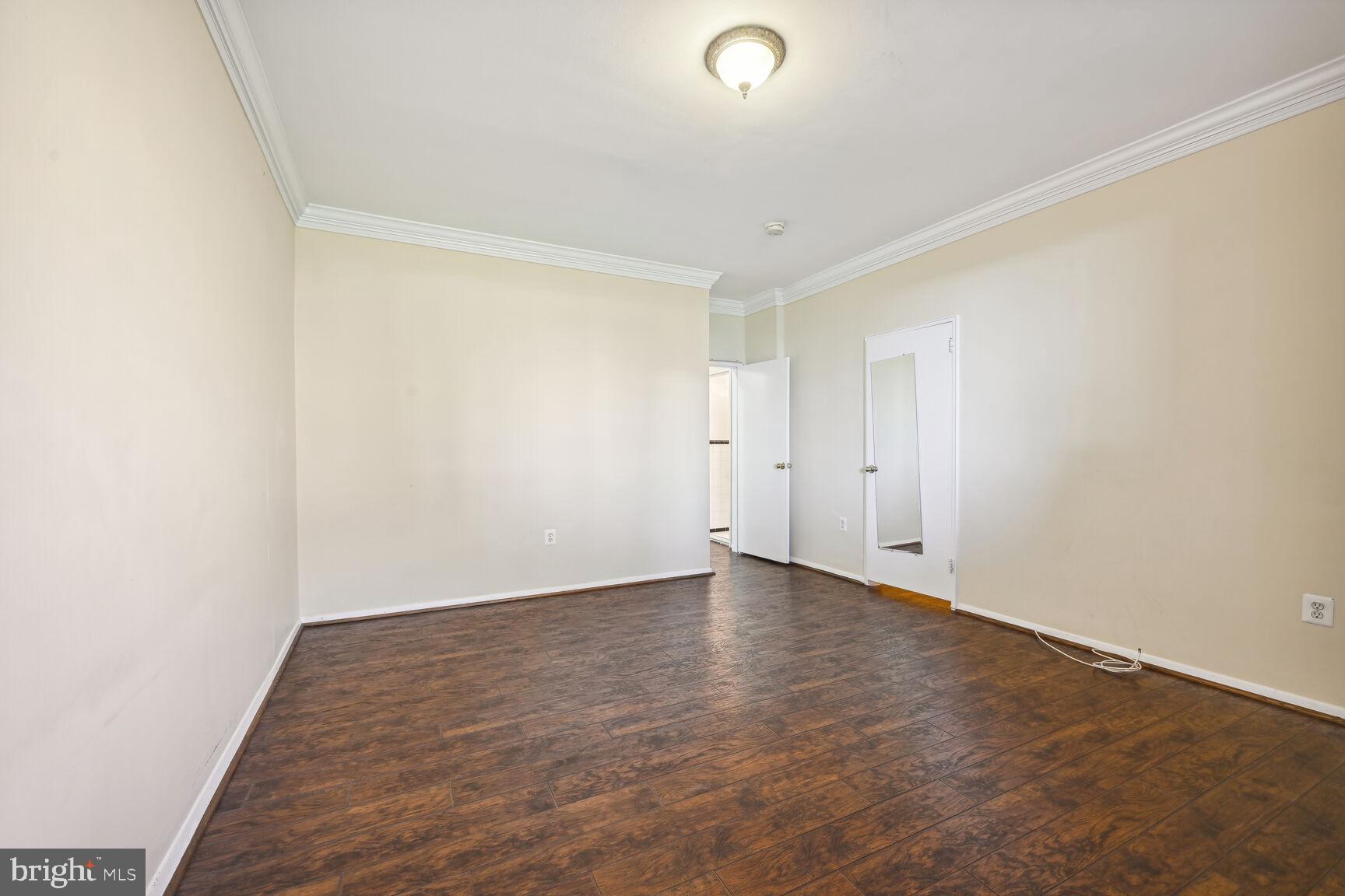 Real estate listing preview #9