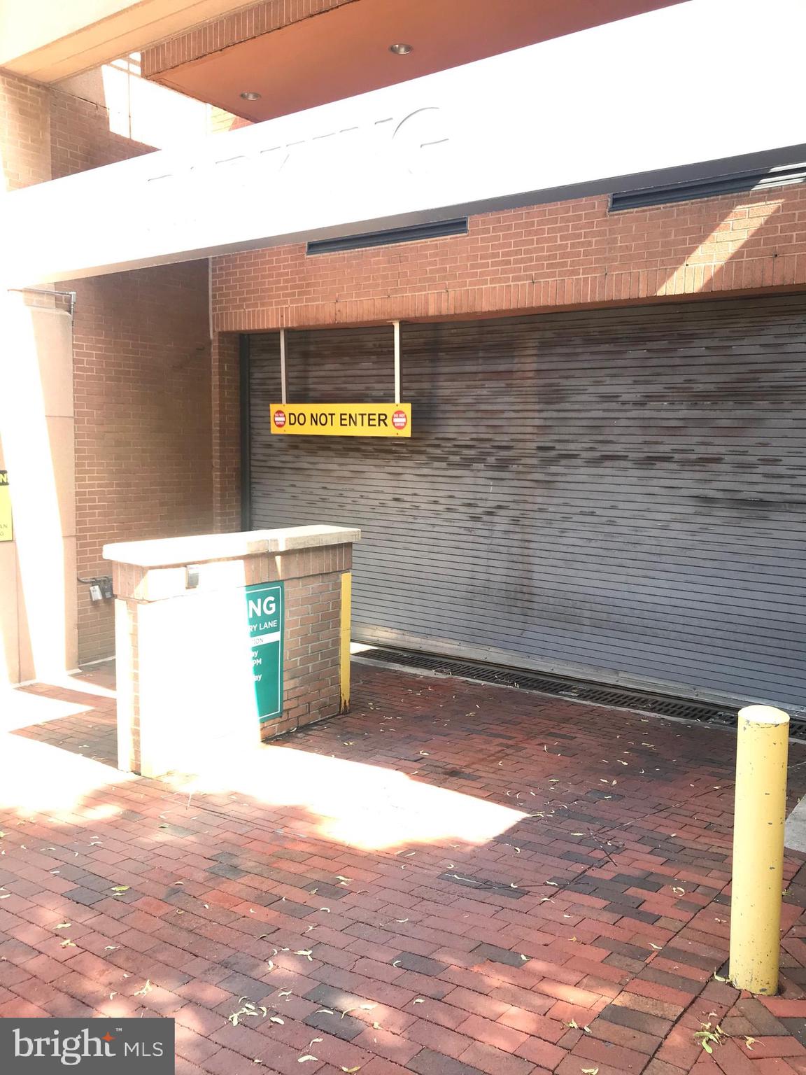 Real estate listing preview #18