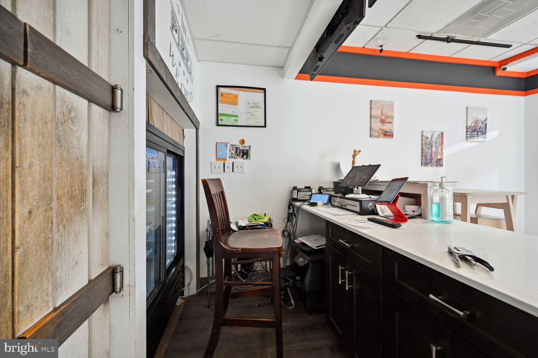 Real estate listing preview #11