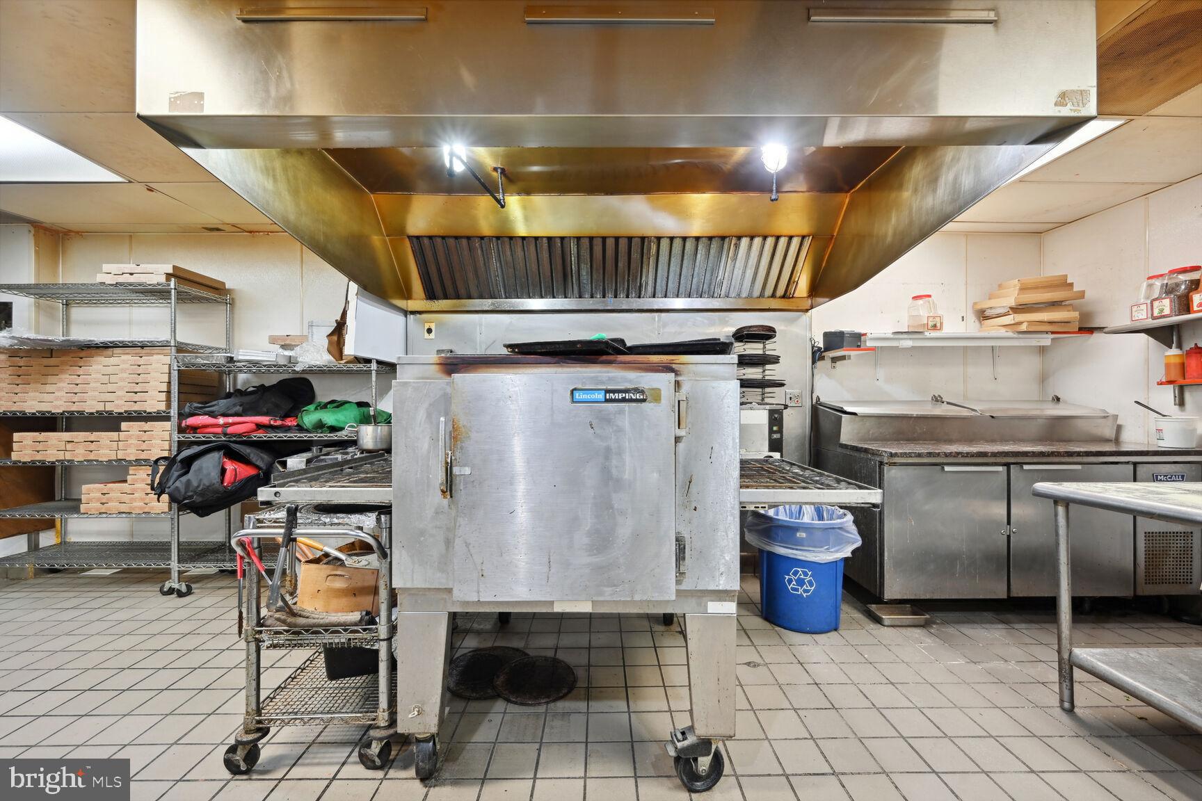 Real estate listing preview #15