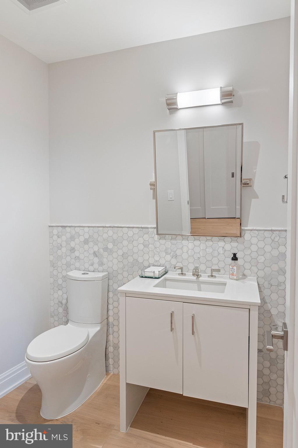 Real estate listing preview #28