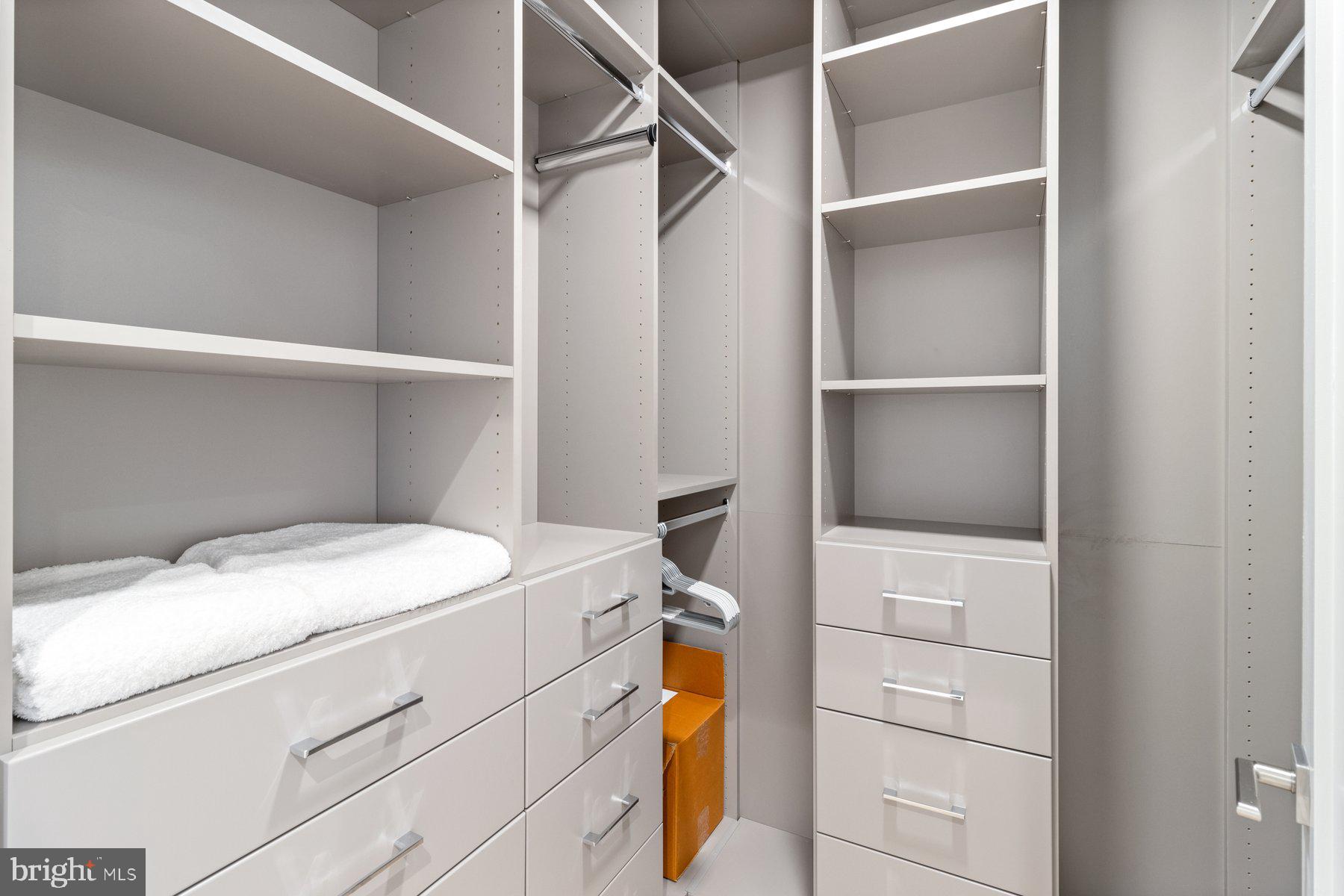 Real estate listing preview #19