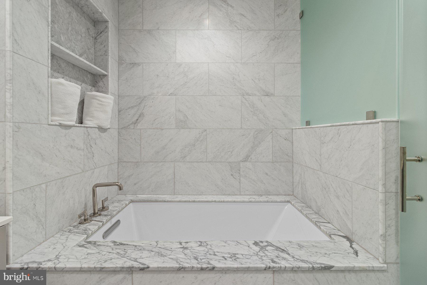 Real estate listing preview #22