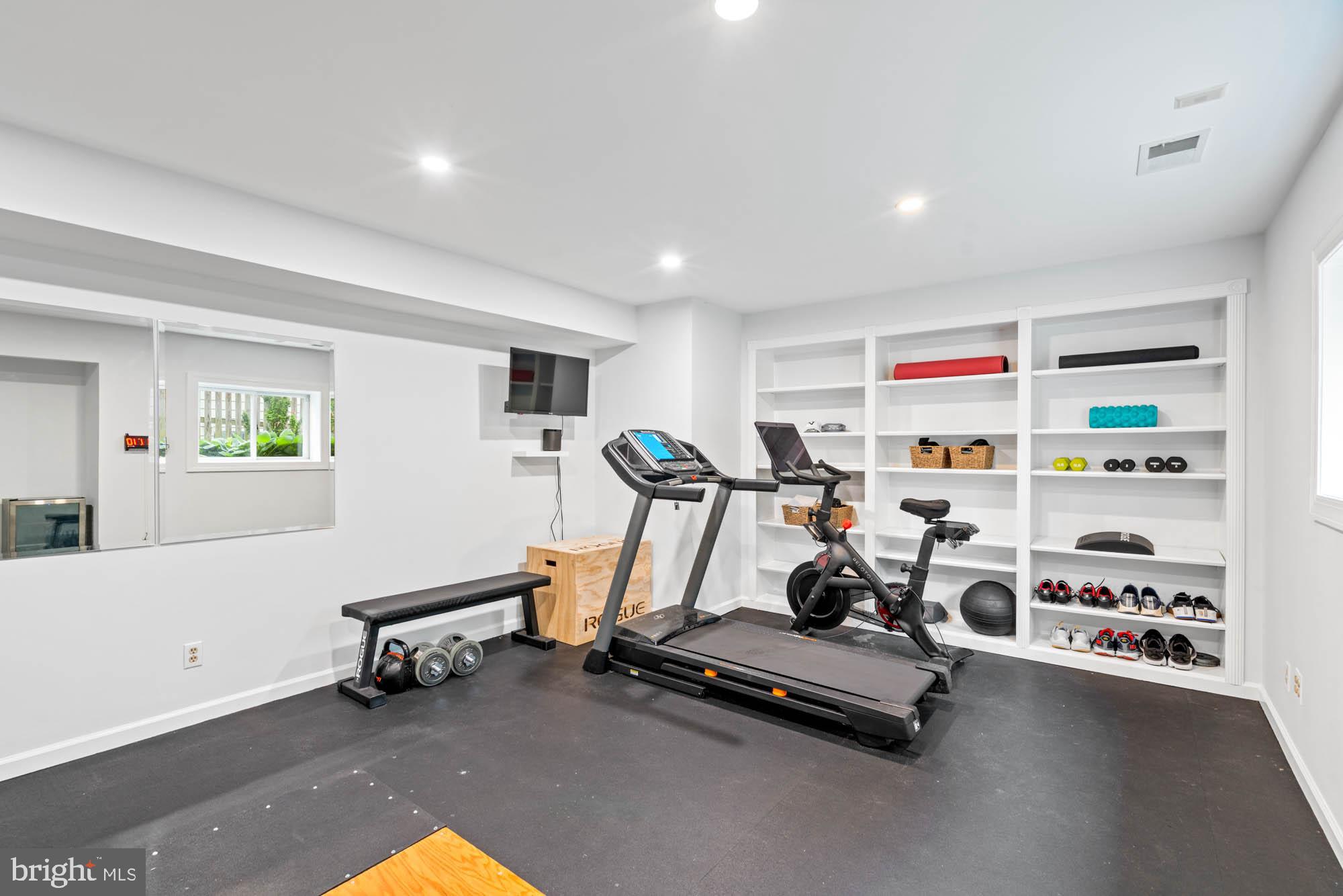 Real estate listing preview #68