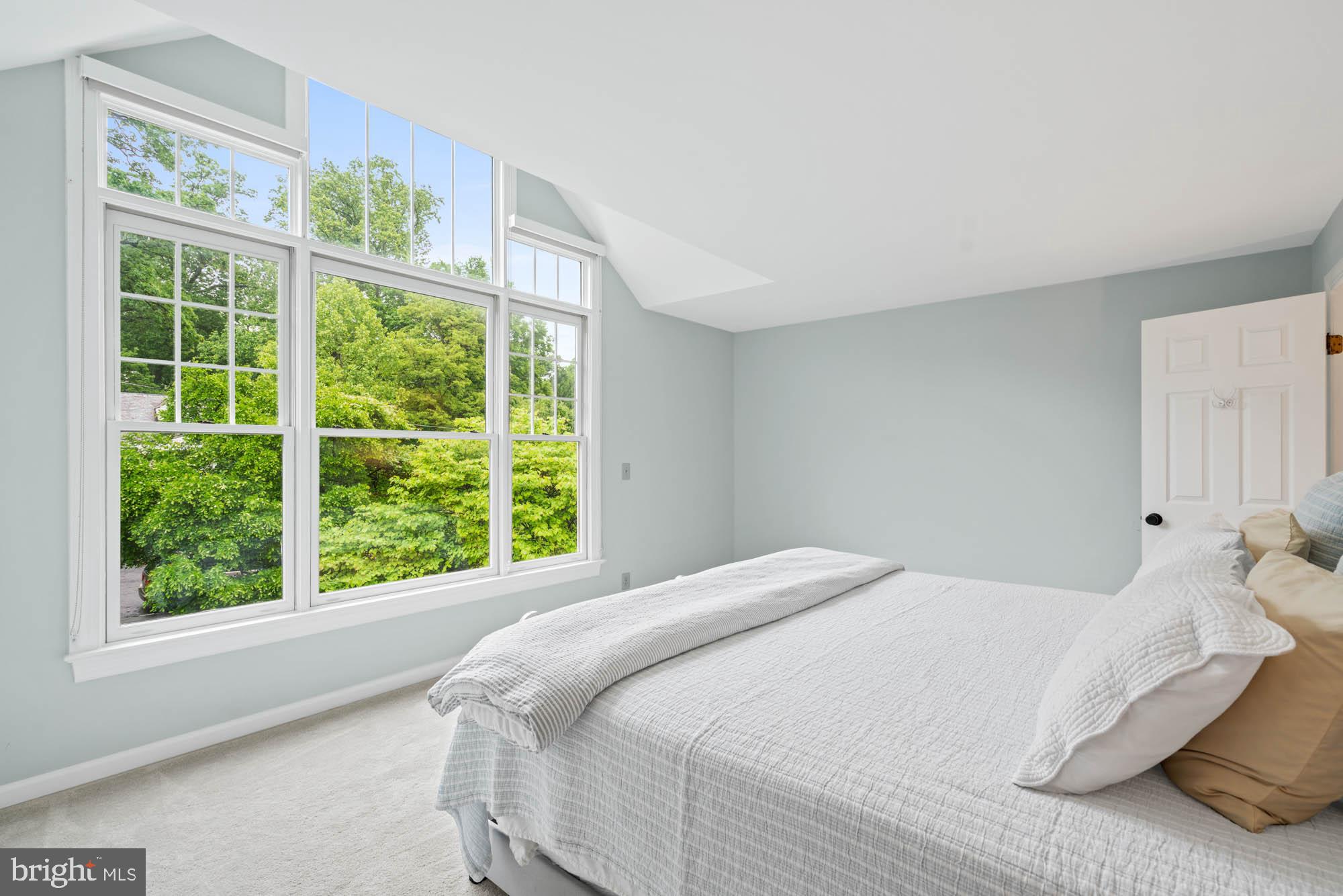 Real estate listing preview #48