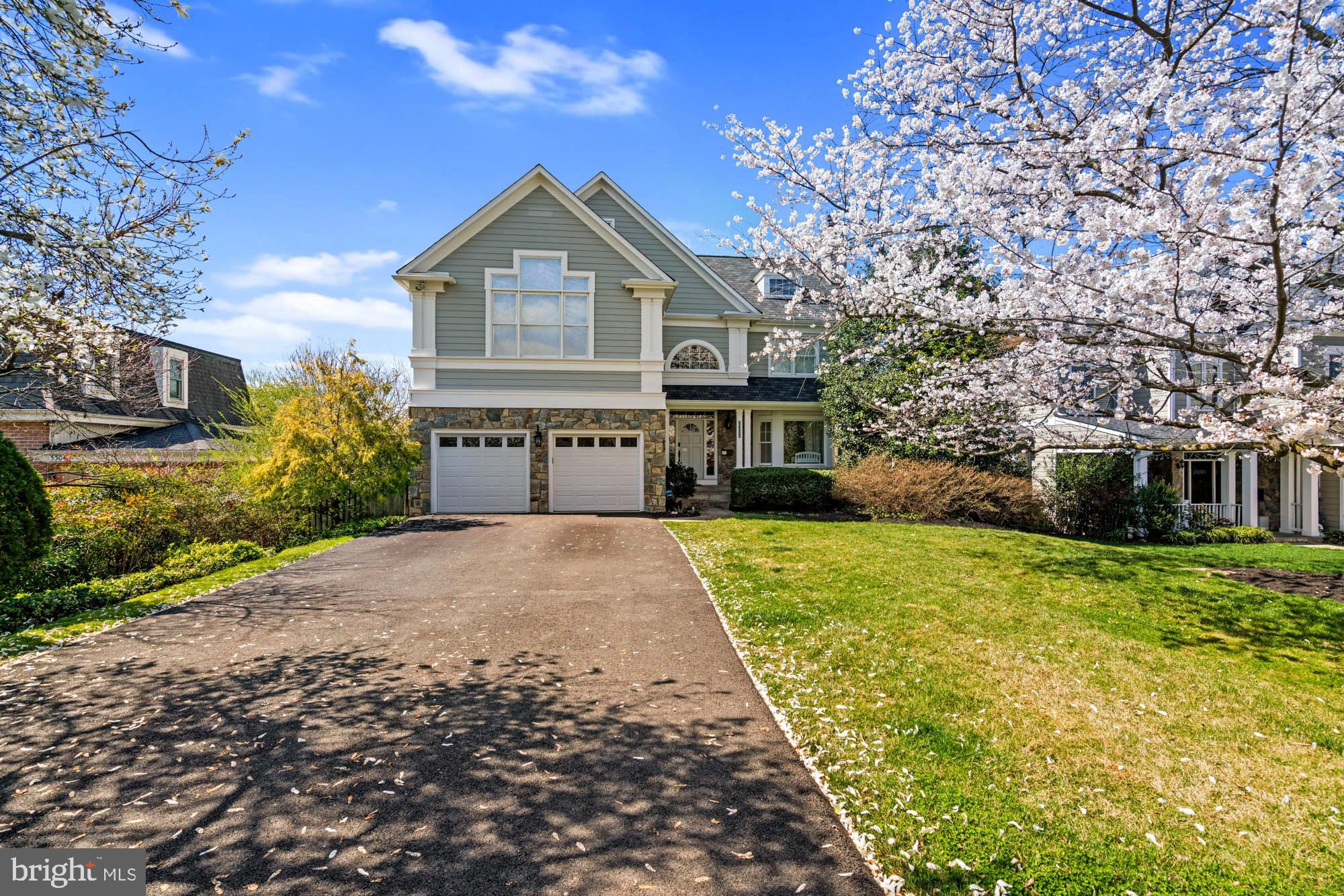 Real estate listing preview #3