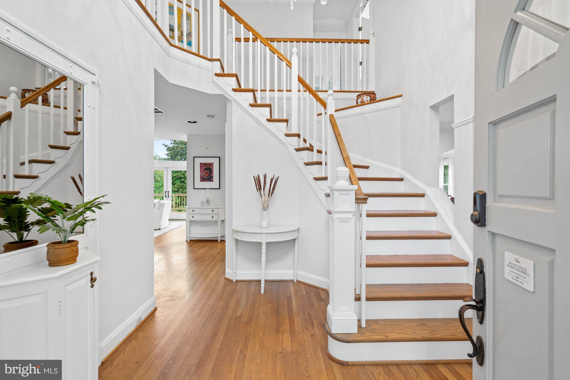 Real estate listing preview #5