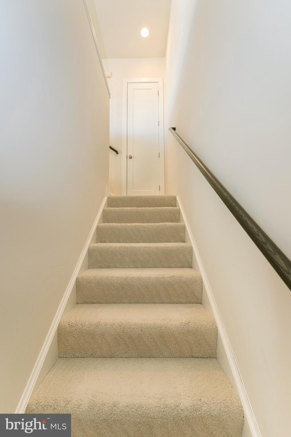 Real estate listing preview #17