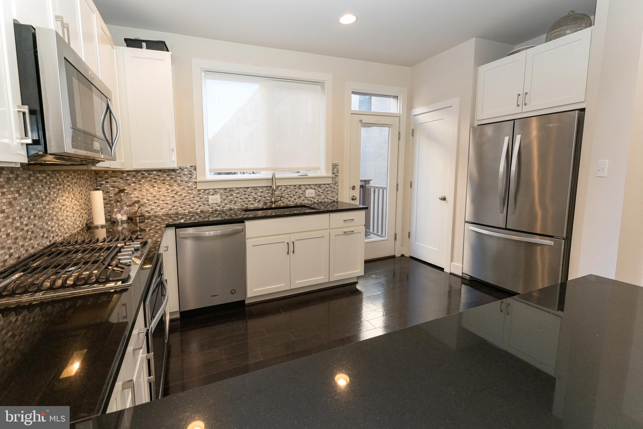 Real estate listing preview #7