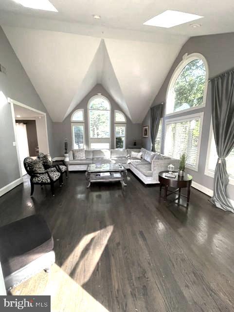 Real estate listing preview #10