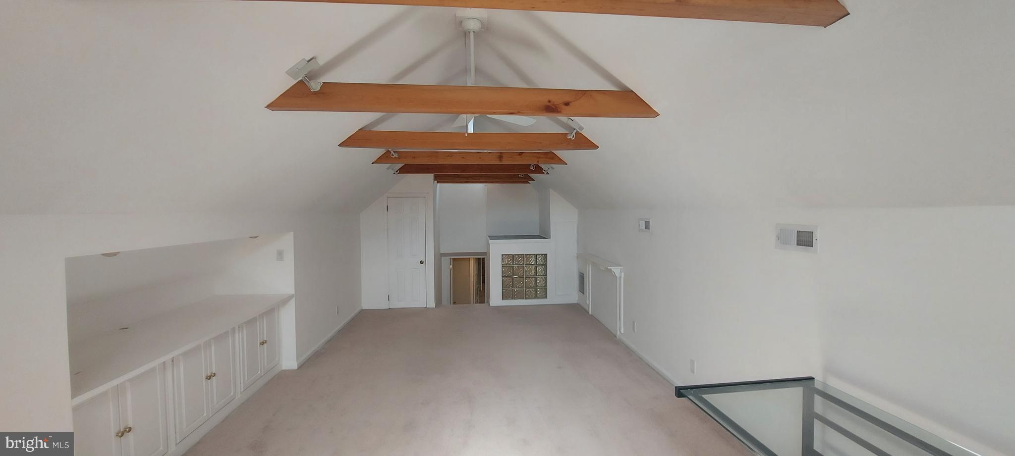 Real estate listing preview #33